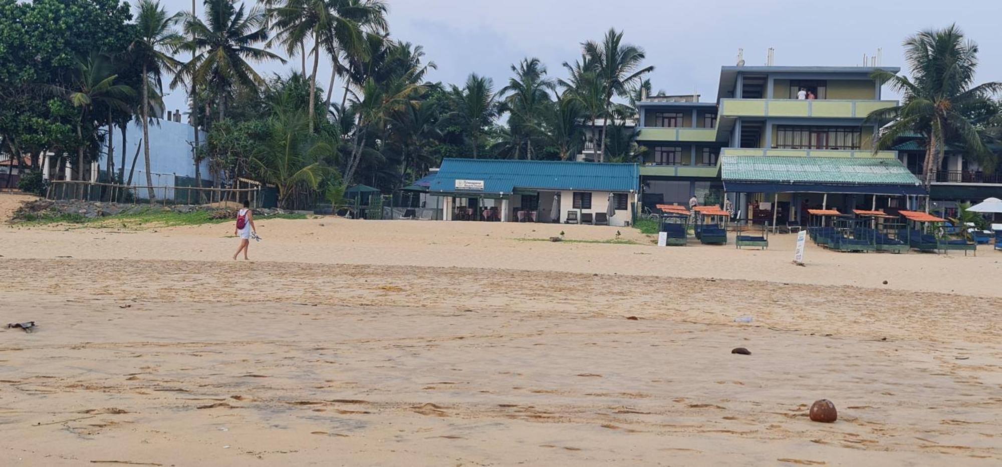 Thiranagama Beach Hotel Hikkaduwa Zewnętrze zdjęcie